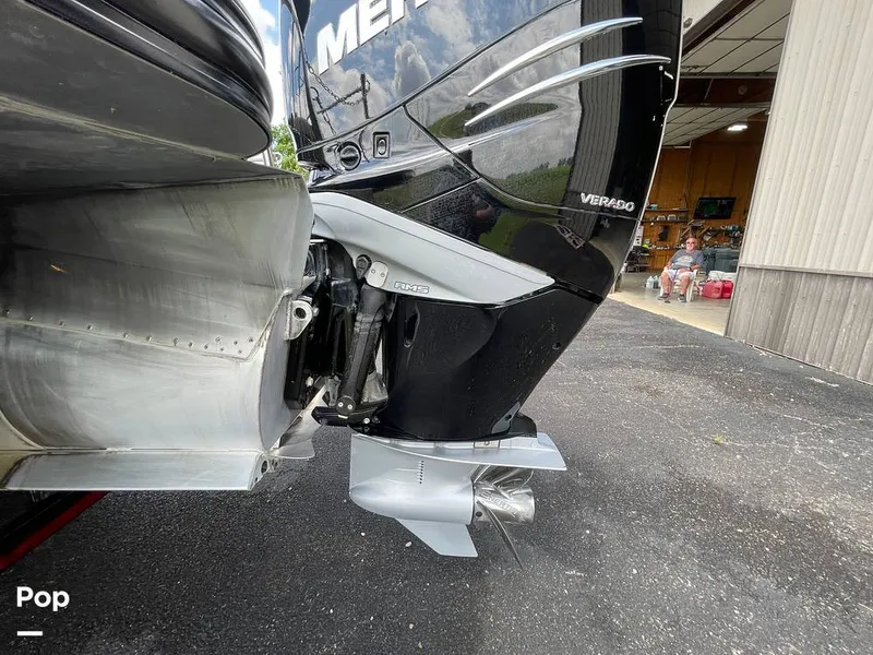 Slide: The Image of Barletta L25UC 2019 - 15503910