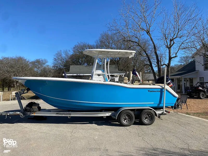 The Image of 2016 Tidewater 230LXF - 15506027