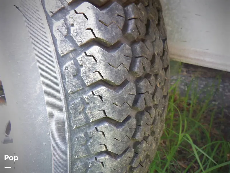 Slide: The Image of Bayliner Classic 242 2005 - 15441298