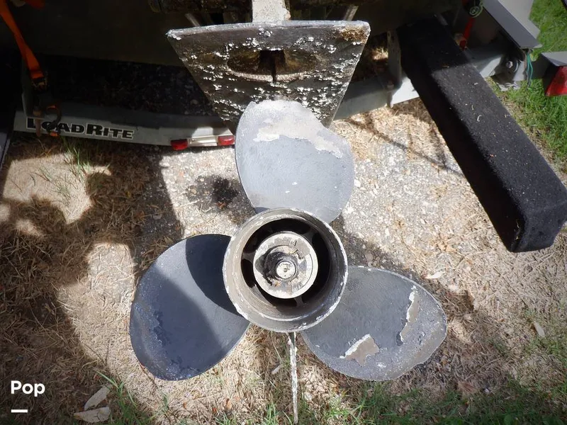 Slide: The Image of Bayliner Classic 242 2005 - 15441299