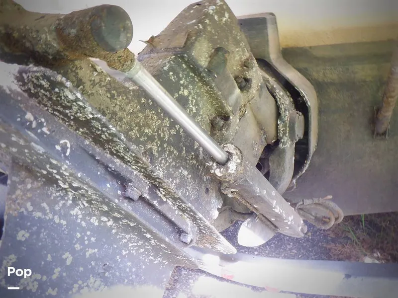 Slide: The Image of Bayliner Classic 242 2005 - 15441300