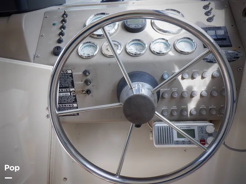 Slide: The Image of Bayliner Classic 242 2005 - 15441314