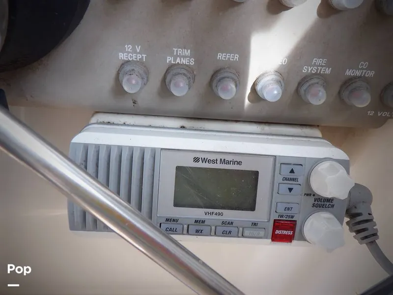 Slide: The Image of Bayliner Classic 242 2005 - 15441334