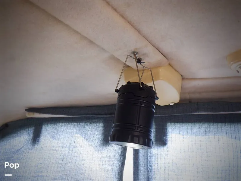 Slide: The Image of Bayliner Classic 242 2005 - 15441352