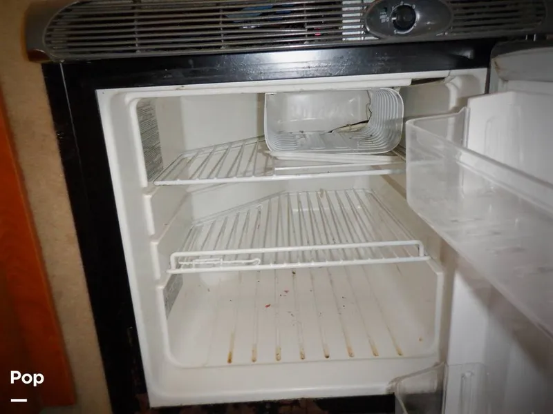 Slide: The Image of Bayliner Classic 242 2005 - 15441355