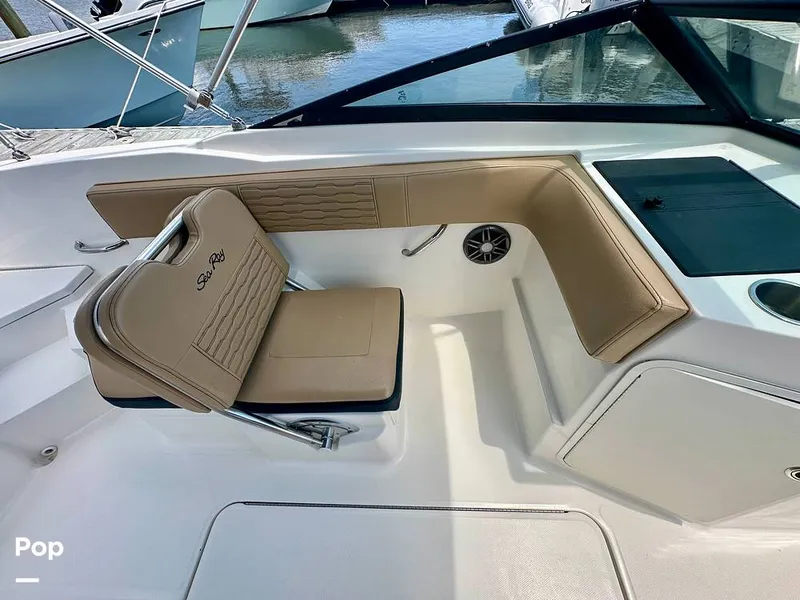 Slide: The Image of Passenger Seat - 15550624