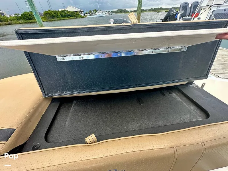 Slide: The Image of Sea Ray SPX 210 OB 2022 - 15550631