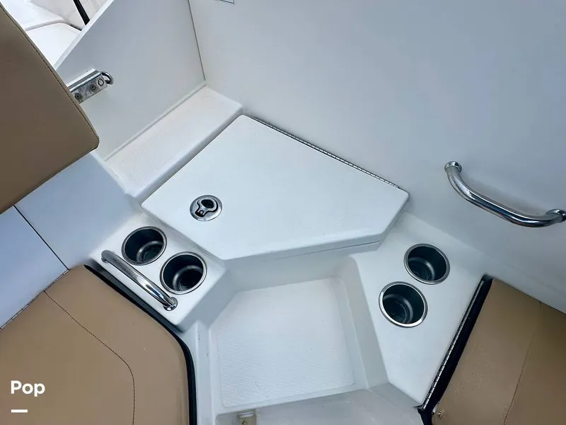 Slide: The Image of Beverage Holders - 15550632