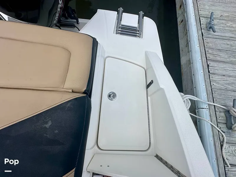 Slide: The Image of Sea Ray SPX 210 OB 2022 - 15550636