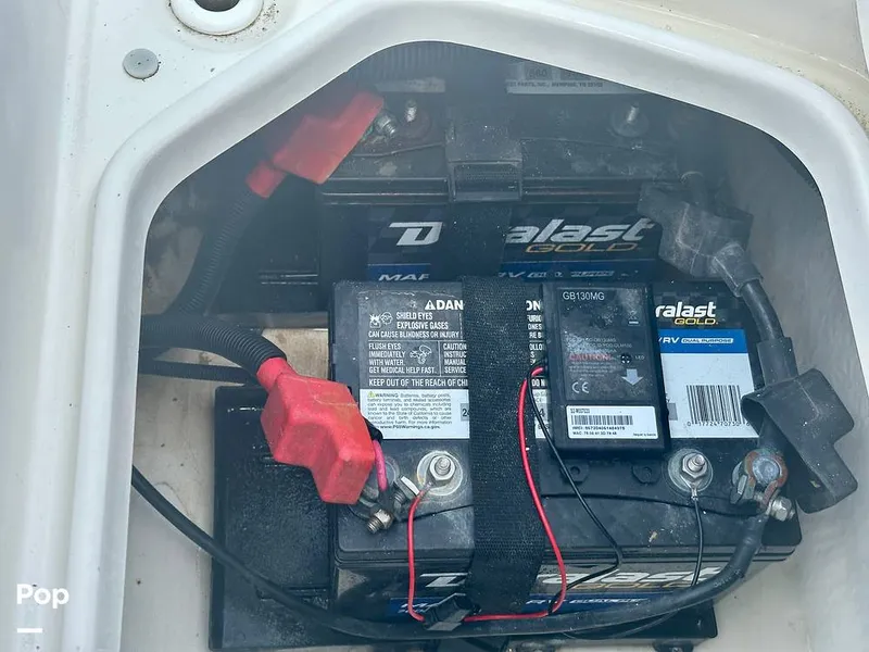 Slide: The Image of Batteries - Engine - 15550638