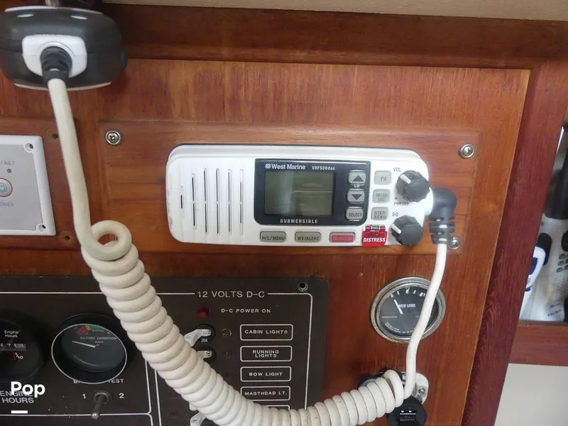 Slide: The Image of Island Packet 31 1987 - 15427419