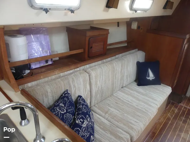 Slide: The Image of Island Packet 31 1987 - 15427422