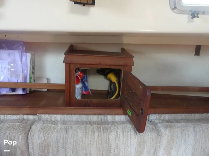 Slide: The Image of Island Packet 31 1987 - 15427437