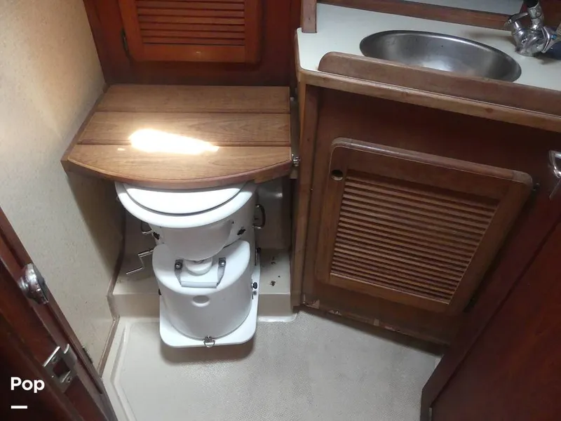 Slide: The Image of Island Packet 31 1987 - 15427426