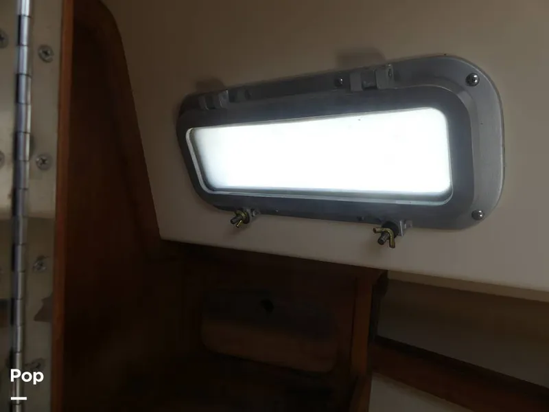 Slide: The Image of Island Packet 31 1987 - 15427430