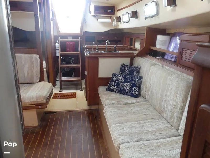 Slide: The Image of Island Packet 31 1987 - 15427431