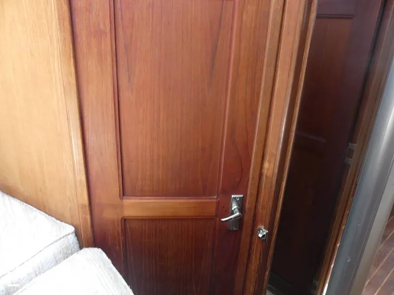 Slide: The Image of Island Packet 31 1987 - 15427432