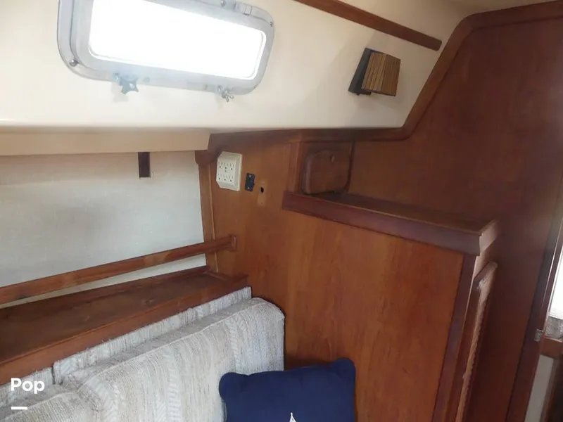 Slide: The Image of Island Packet 31 1987 - 15427441