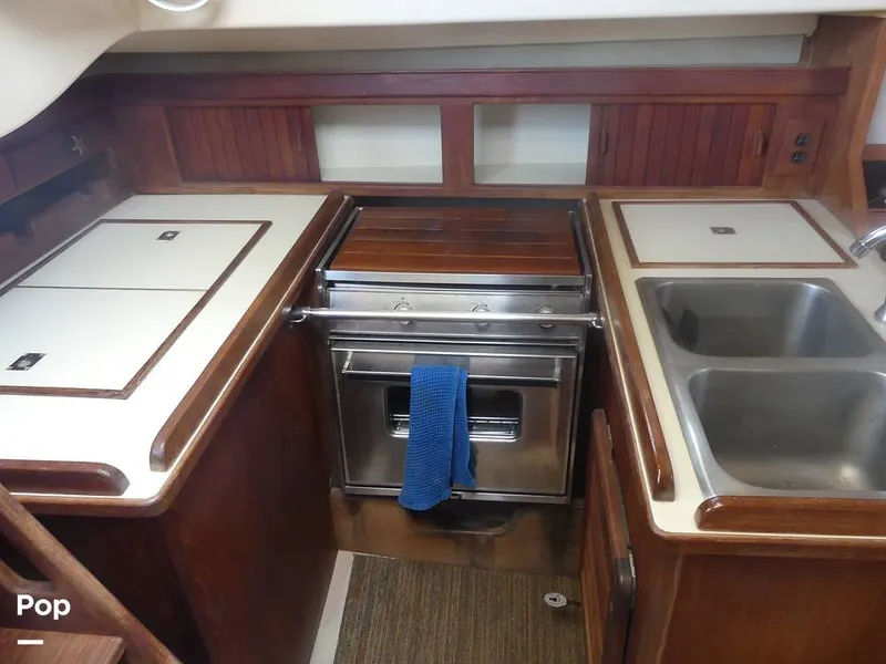 Slide: The Image of Island Packet 31 1987 - 15427407