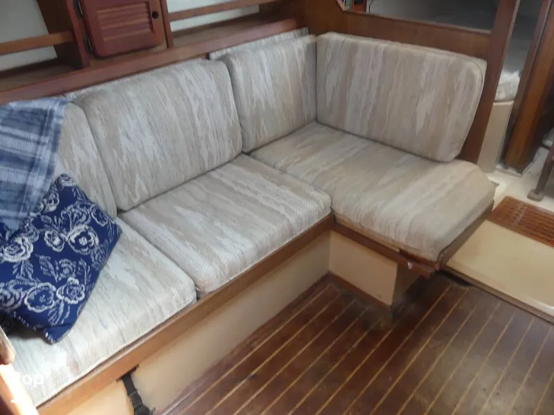 Slide: The Image of Island Packet 31 1987 - 15427443