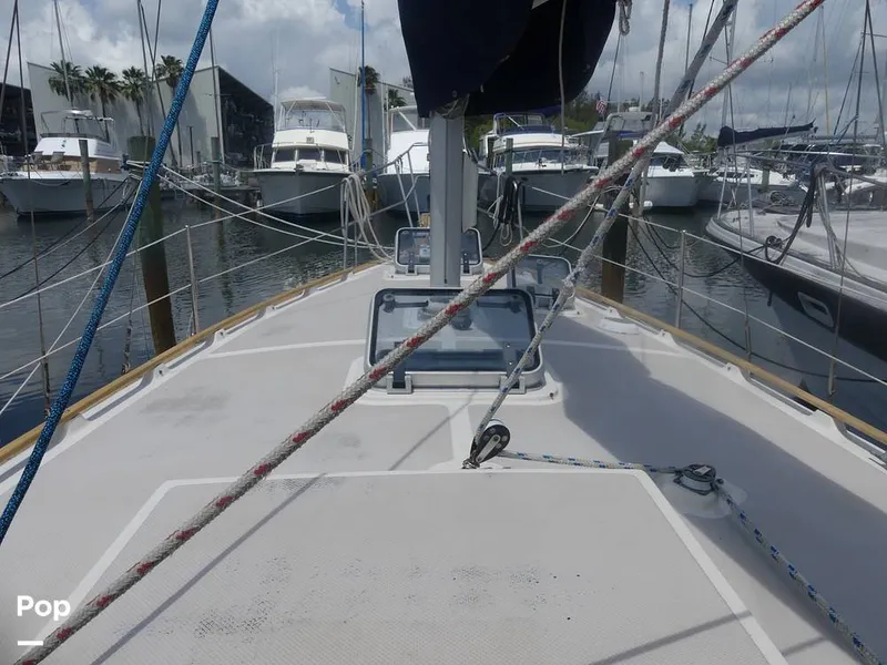 Slide: The Image of Island Packet 31 1987 - 15427404