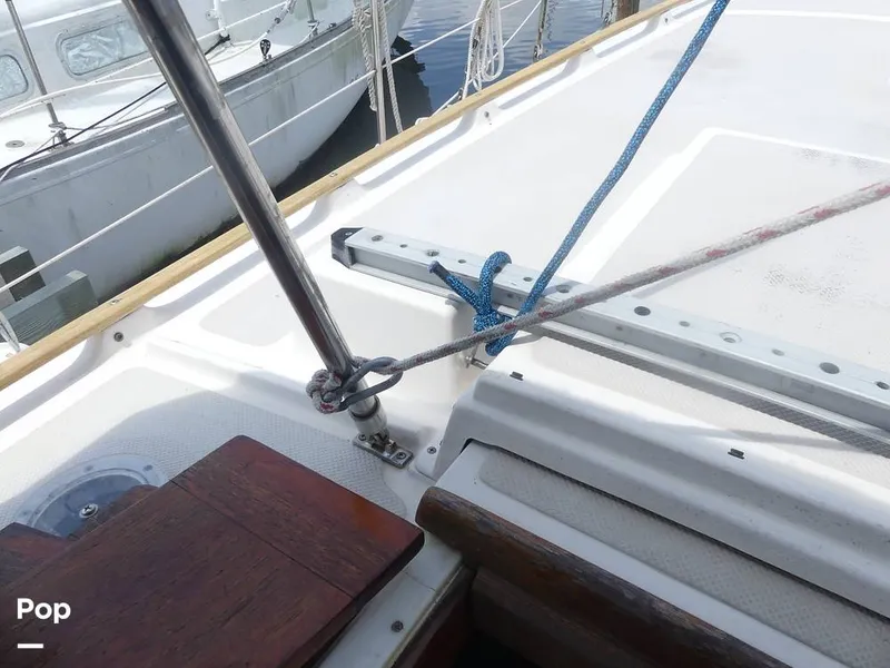 Slide: The Image of Island Packet 31 1987 - 15427406