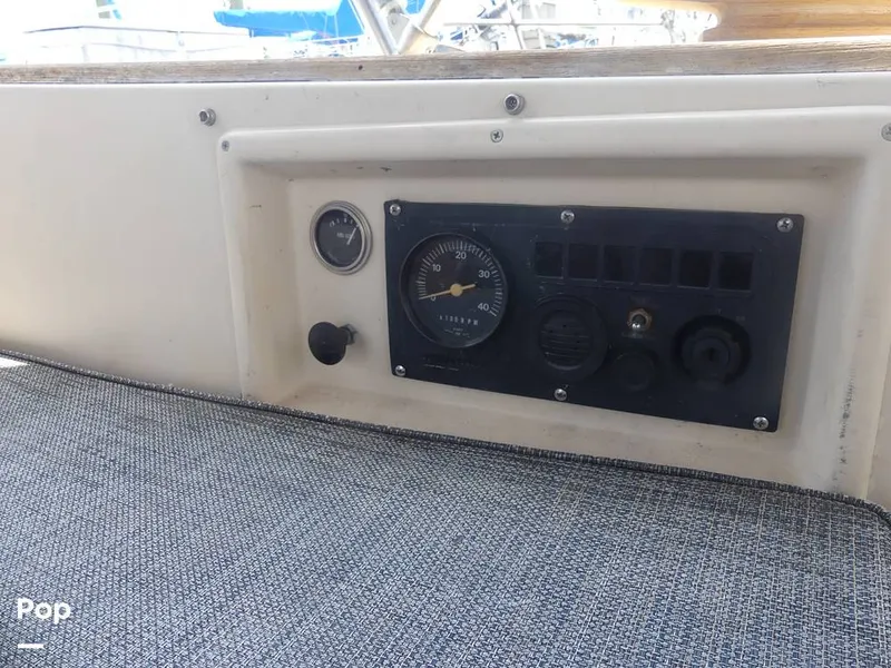 Slide: The Image of Island Packet 31 1987 - 15427464