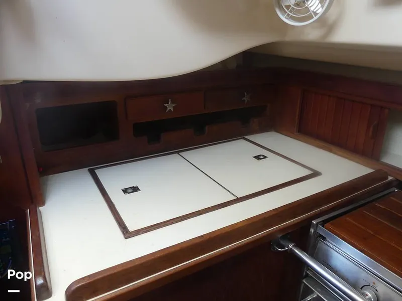 Slide: The Image of Island Packet 31 1987 - 15427410