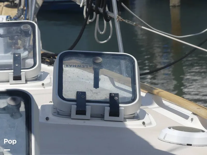 Slide: The Image of Island Packet 31 1987 - 15427482