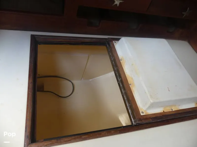 Slide: The Image of Island Packet 31 1987 - 15427411