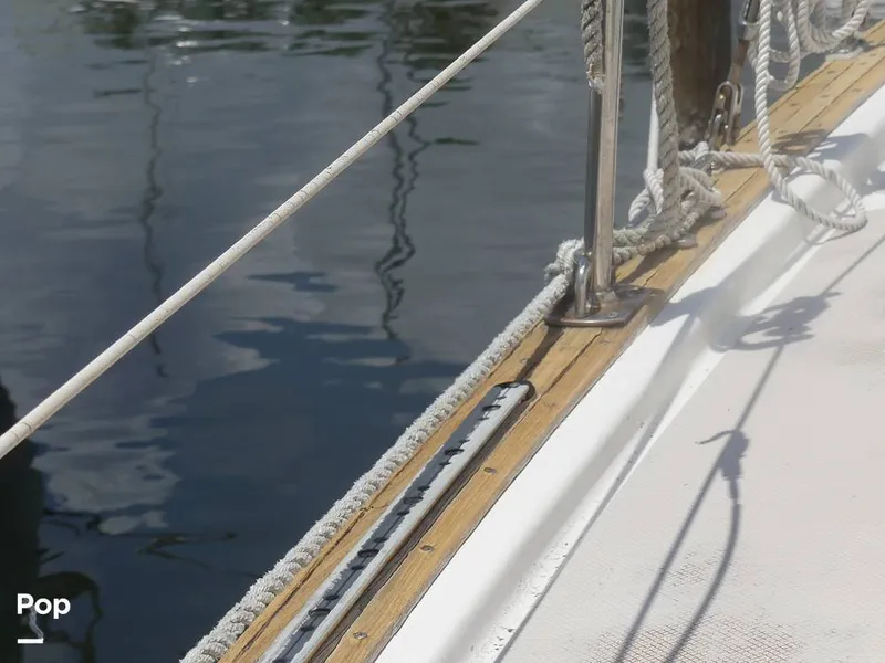 Slide: The Image of Island Packet 31 1987 - 15427488