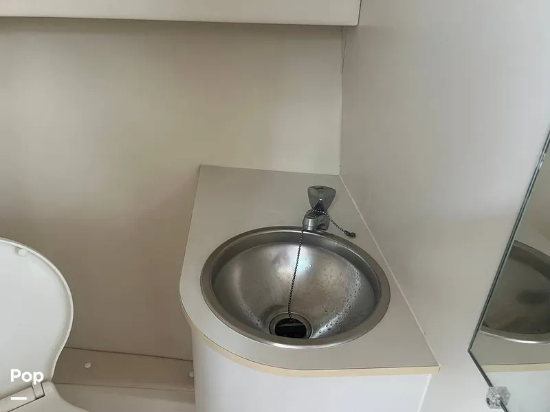 Slide: The Image of Head Sink - 15464579