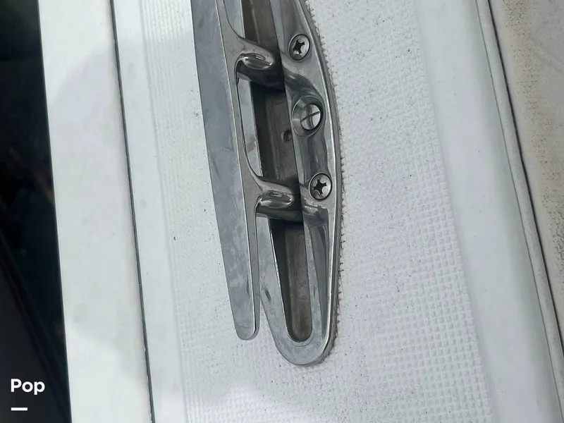 Slide: The Image of Cleat - 15464595