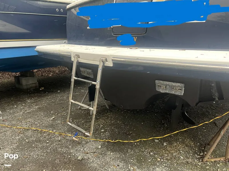 Slide: The Image of Tiara 2900 Coronet 2003 - 15464606