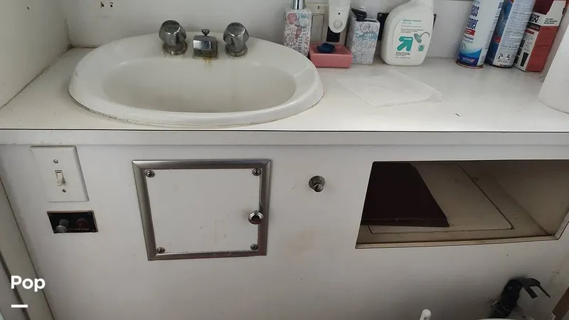 Slide: The Image of Hatteras 58 Yacht Fisherman 1978 - 15424095