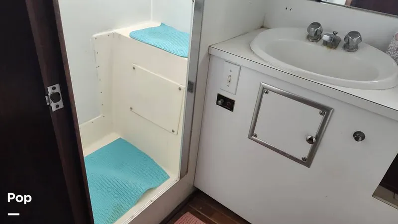 Slide: The Image of Hatteras 58 Yacht Fisherman 1978 - 15424097