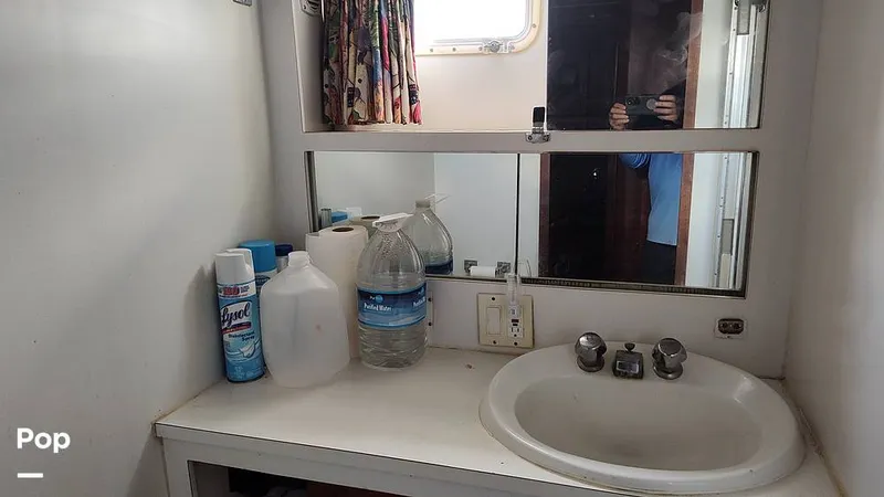 Slide: The Image of Hatteras 58 Yacht Fisherman 1978 - 15424101