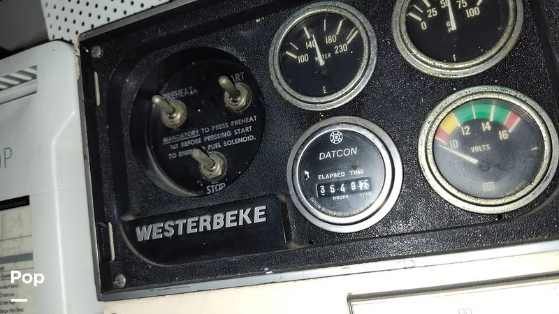 Slide: The Image of Hatteras 58 Yacht Fisherman 1978 - 15424111