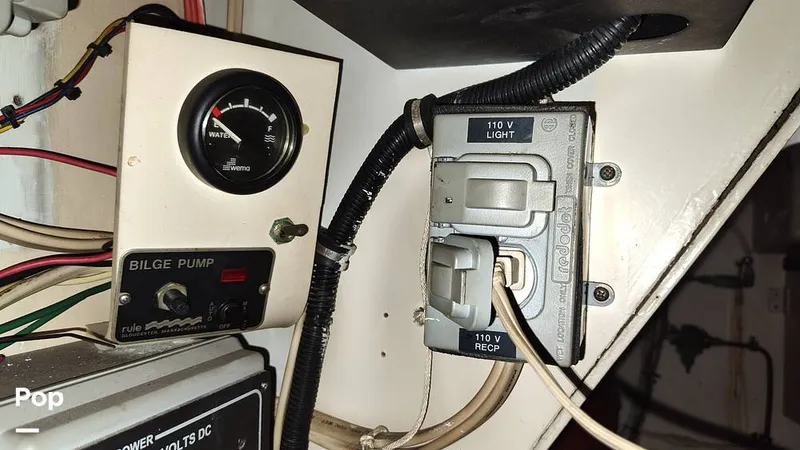 Slide: The Image of Hatteras 58 Yacht Fisherman 1978 - 15424120