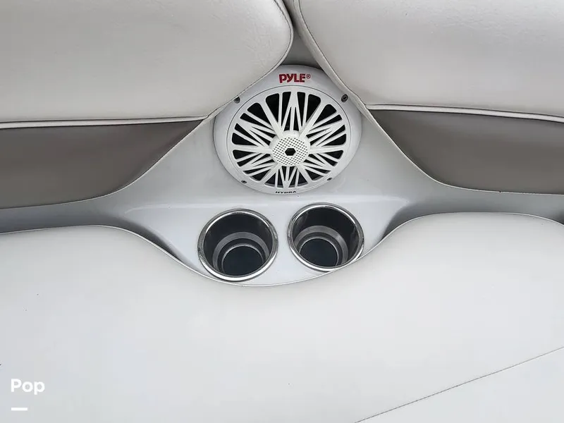 Slide: The Image of Crownline Boats 21SS 2012 - 15433383