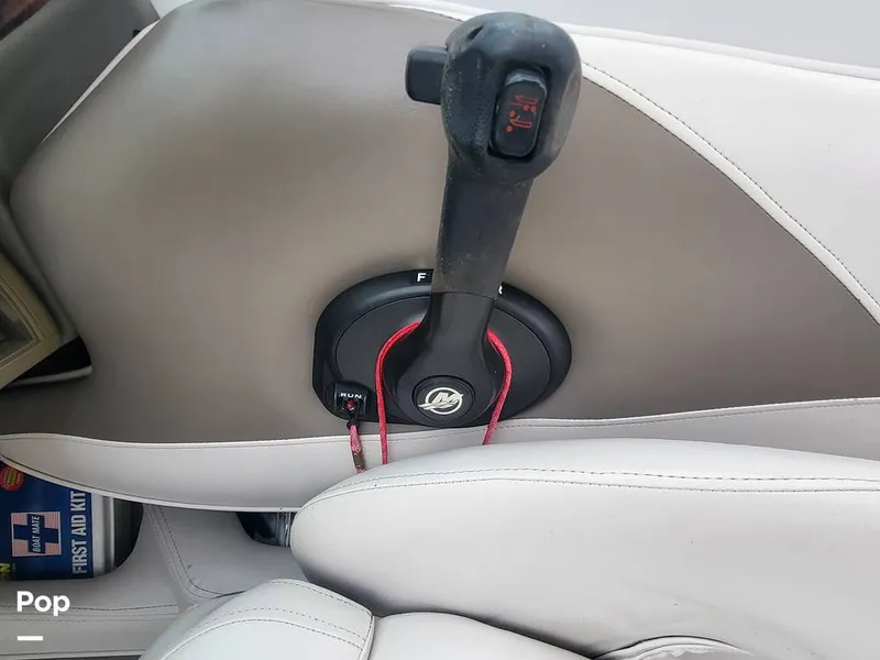 Slide: The Image of Crownline Boats 21SS 2012 - 15433390