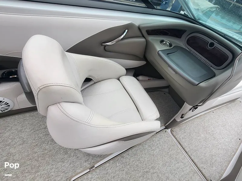 Slide: The Image of Crownline Boats 21SS 2012 - 15433393