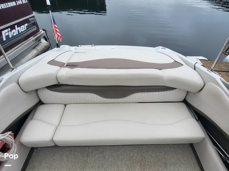 Slide: The Image of Crownline Boats 21SS 2012 - 15433402