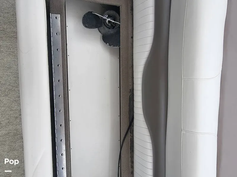 Slide: The Image of Crownline Boats 21SS 2012 - 15433405