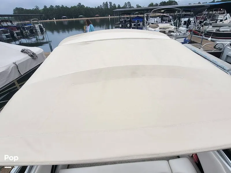 Slide: The Image of Crownline Boats 21SS 2012 - 15433410