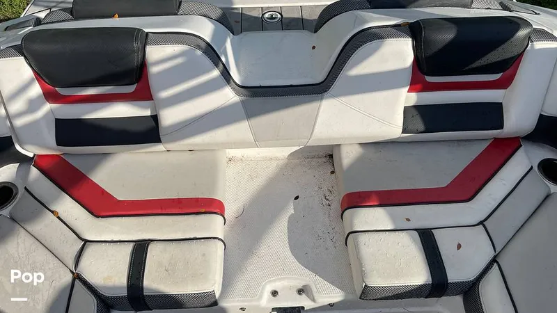 Slide: The Image of Rear Seats - 15687137