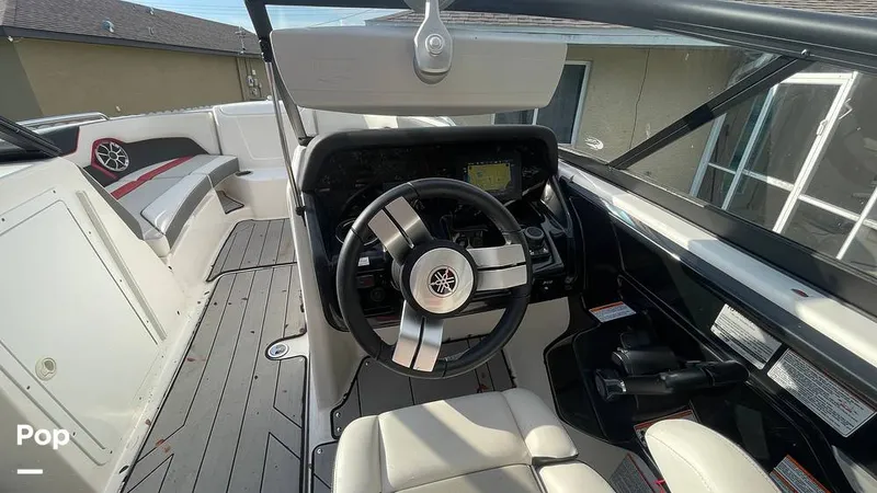 Slide: The Image of Yamaha 212X 2020 - 15687132