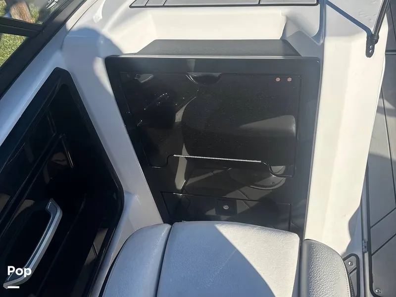 Slide: The Image of Yamaha 212X 2020 - 15691340