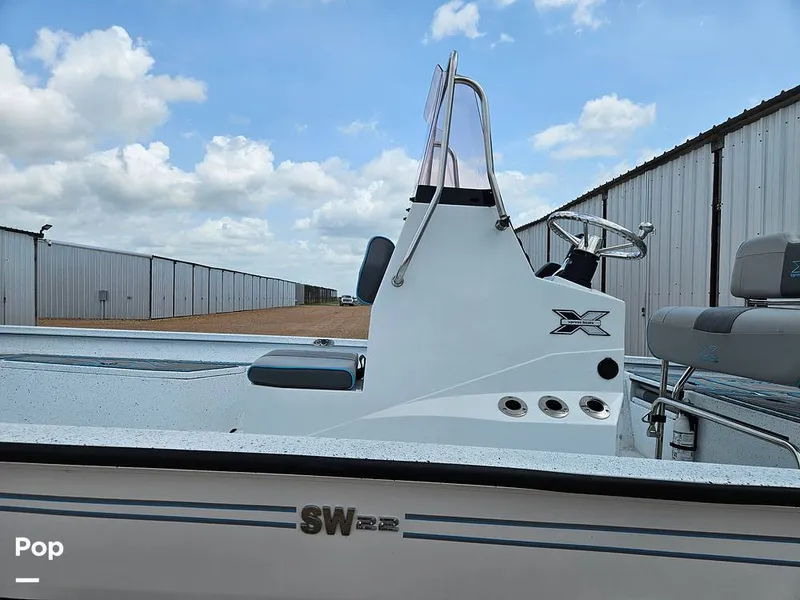 Slide: The Image of Center Console W/storage - 15418043