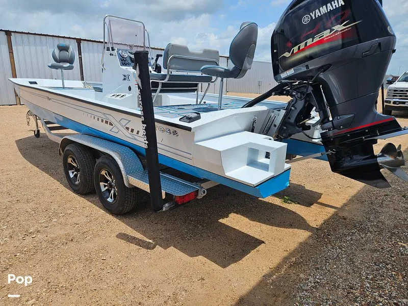 Slide: The Image of Rear Stern View - 15418091